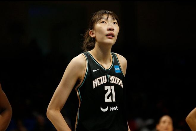 退出广东队？CBA最大黑马有望挖走辽宁克星，曾打爆赵继伟！