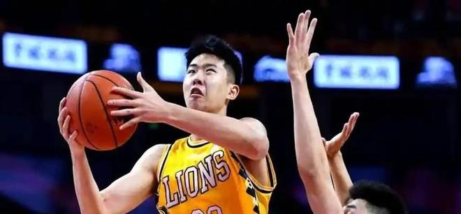 美国投资人:我们还在嘲笑摔倒的中国机器人,却错过了一个"斯普特尼克时刻"