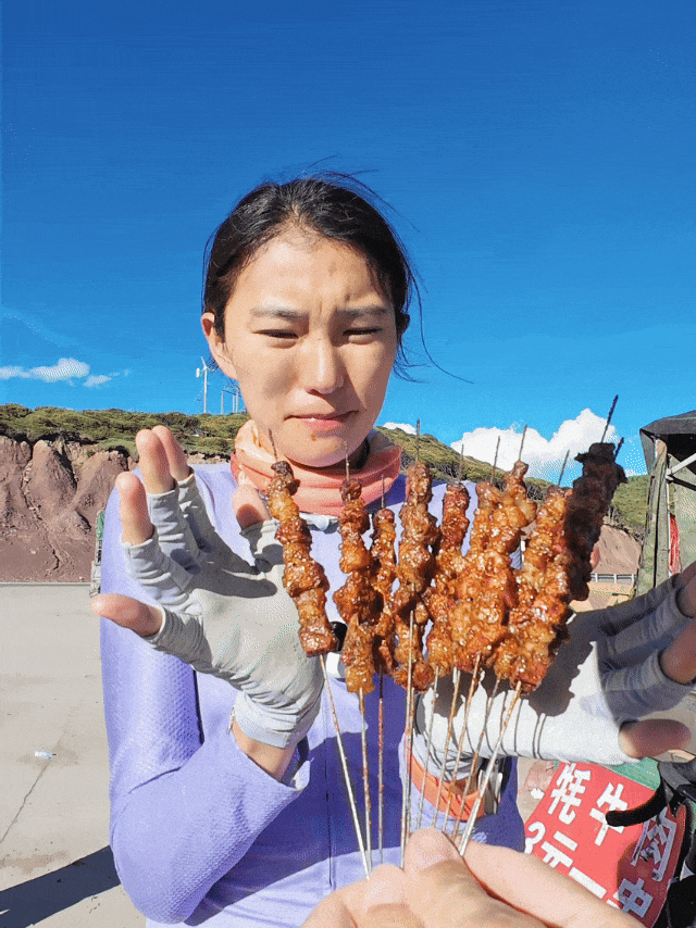 没想到,世界杯刚开始,裁判马宁意外火出圈,原因让人哭笑不得
