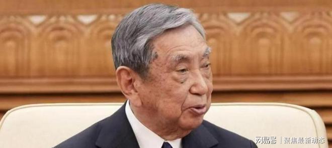 越南姐弟伪造3200份文件,非法转移5.2亿美元到中国,走私9000亿越南盾货物到越南