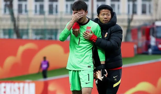 哈兰德告别世界杯！挪威揪出头号罪人：2打1不传 放生英格兰