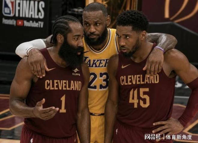 NBA自由市场还剩10条大鱼:威少的处境最尴尬